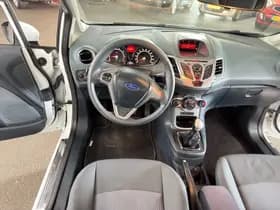 Ford Fiesta thumbnail 17