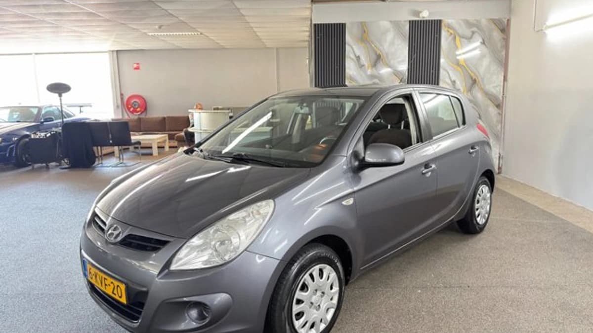Hyundai i20 — foto 1