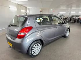 Hyundai i20 thumbnail 4
