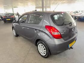 Hyundai i20 thumbnail 6