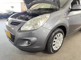 Hyundai i20 thumbnail 10