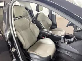 Peugeot 208 thumbnail 18
