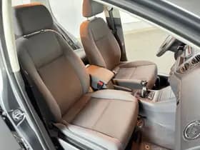 Volkswagen Golf thumbnail 22