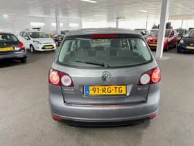 Volkswagen Golf thumbnail 6