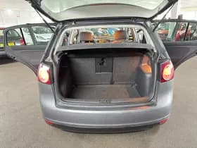 Volkswagen Golf thumbnail 8