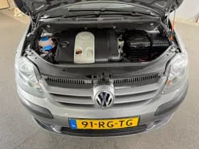 Volkswagen Golf thumbnail 9