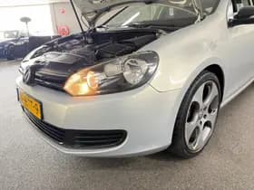 Volkswagen Golf thumbnail 10