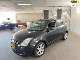 Suzuki Swift thumbnail 2