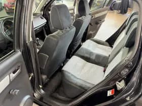 Suzuki Swift thumbnail 20