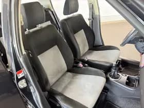 Suzuki Swift thumbnail 23