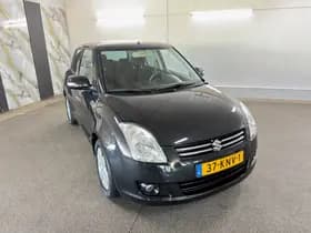 Suzuki Swift thumbnail 4