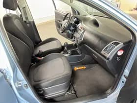 Hyundai i20 thumbnail 23