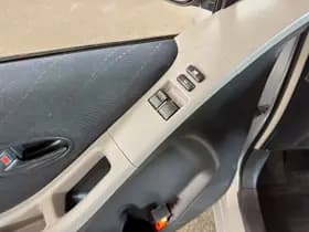 Toyota Yaris thumbnail 13