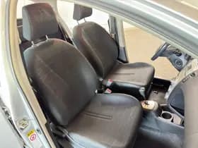 Toyota Yaris thumbnail 24