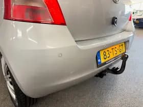 Toyota Yaris thumbnail 9