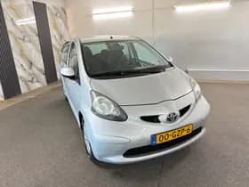 Toyota Aygo thumbnail 4