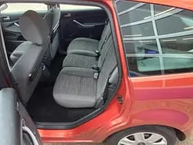 Ford C-Max thumbnail 12