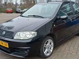 Fiat Punto thumbnail 4
