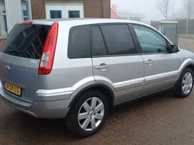 Ford Fusion thumbnail 6