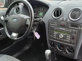 Ford Fusion thumbnail 10