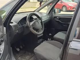 Opel Meriva thumbnail 11