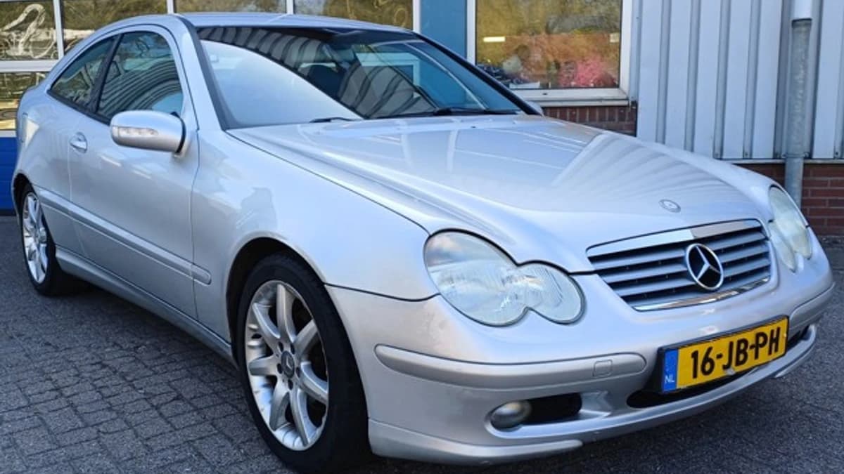 Mercedes-Benz C-Klasse — foto 1