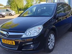 Opel Astra thumbnail 3