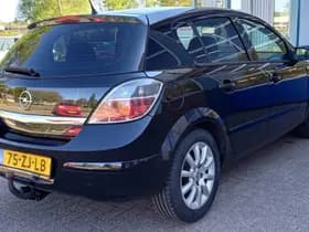 Opel Astra thumbnail 6