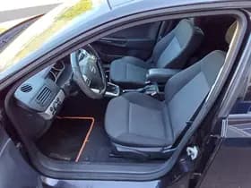 Opel Astra thumbnail 10