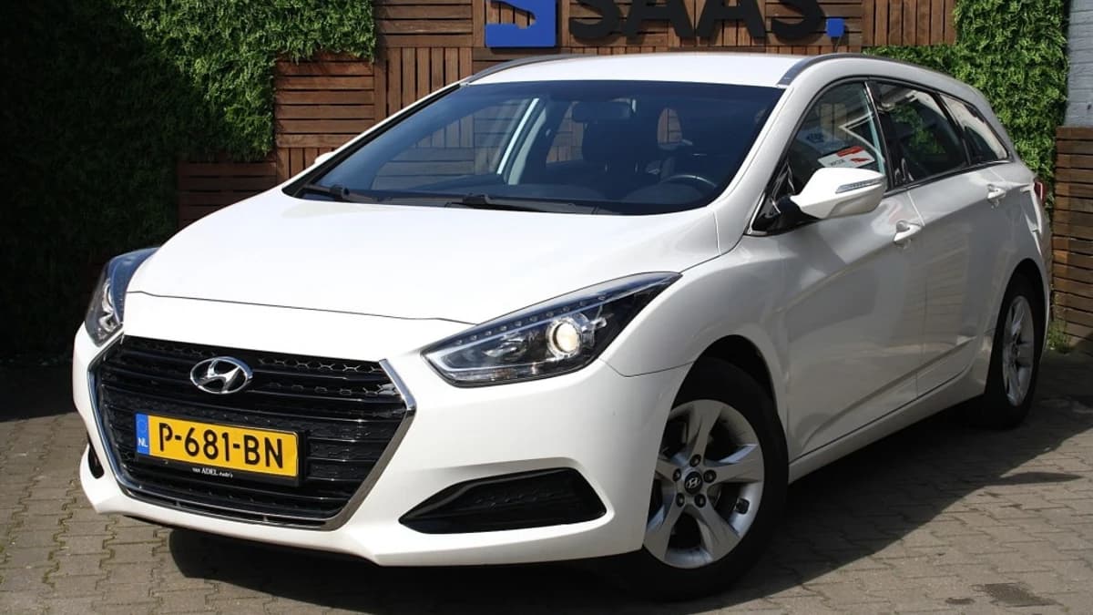 Hyundai i40 — foto 1