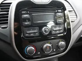 Renault Captur thumbnail 11