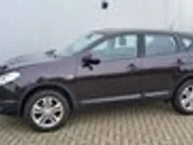 Nissan Qashqai thumbnail 16