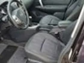 Nissan Qashqai thumbnail 22