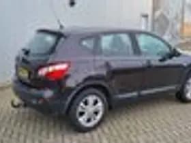 Nissan Qashqai thumbnail 7