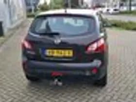 Nissan Qashqai thumbnail 10