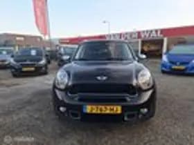 MINI Countryman thumbnail 4