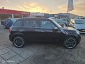MINI Countryman thumbnail 8