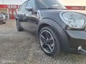 MINI Countryman thumbnail 10
