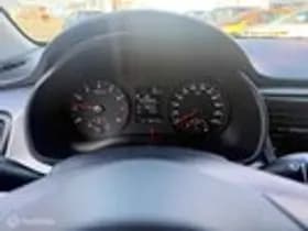 Kia Rio thumbnail 12