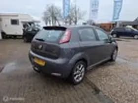 Fiat Punto thumbnail 6