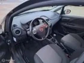 Fiat Punto thumbnail 9