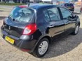 Renault Clio thumbnail 4