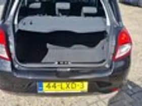 Renault Clio thumbnail 8