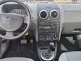 Ford Fusion thumbnail 2