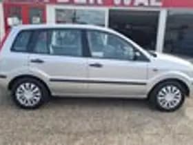 Ford Fusion thumbnail 10