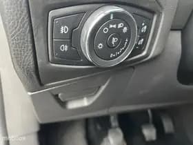 Ford Focus thumbnail 12