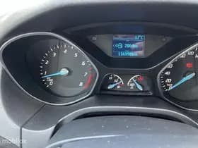 Ford Focus thumbnail 9