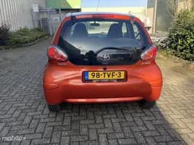 Toyota Aygo thumbnail 5