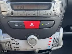 Toyota Aygo thumbnail 10