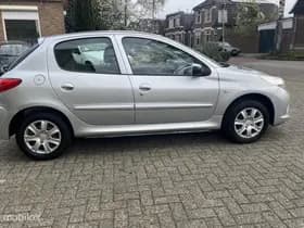 Peugeot 206 thumbnail 7